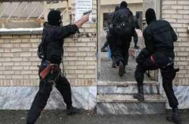 یک گروگان در رودبار جنوب پس از 9 روز از چنگال گروگان گیران آزاد شد یک گروگان در رودبار جنوب پس از 9 روز از چنگال گروگان گیران آزاد شد
