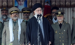 رهبر معظم انقلاب در دانشگاه افسری امام علی(ع): رهبر معظم انقلاب در دانشگاه افسری امام علی(ع):