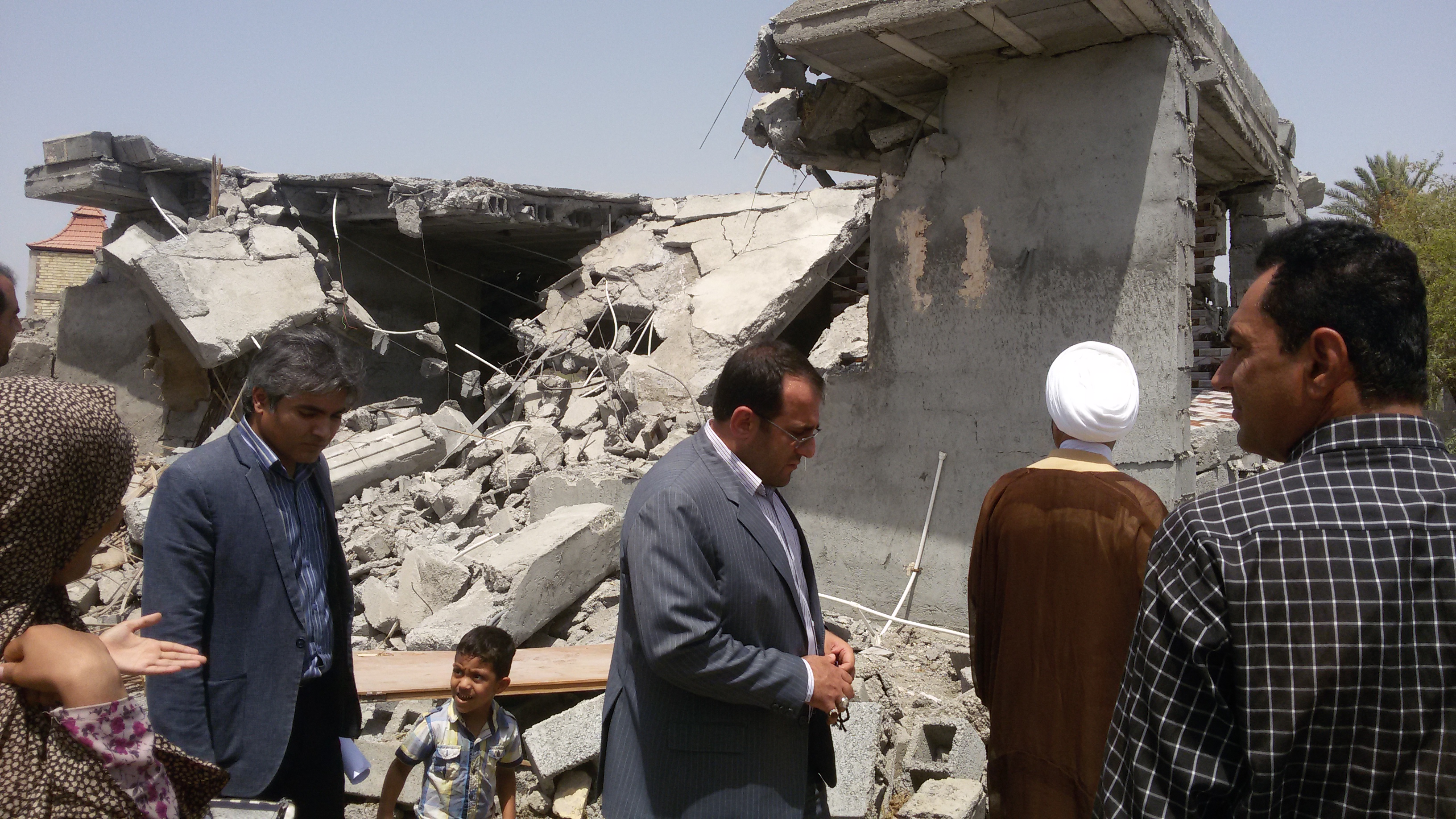 بی خانمان شدن یک خانواده مینابی در ماه مبارک رمضان بی خانمان شدن یک خانواده مینابی در ماه مبارک رمضان