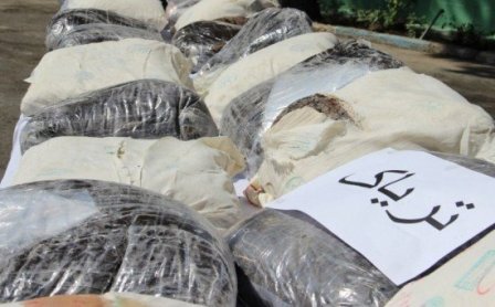 کشف ۲۵۰ کیلوگرم مواد مخدر در شهرستان میناب کشف ۲۵۰ کیلوگرم مواد مخدر در شهرستان میناب