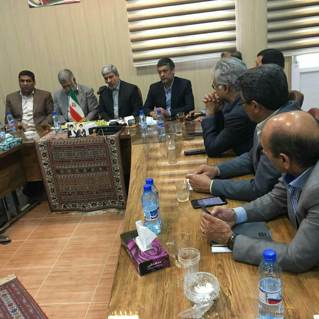 هاشمی تختی بر لزوم تشکیل فراکسیون جنوب تا کید کرد هاشمی تختی بر لزوم تشکیل فراکسیون جنوب تا کید کرد