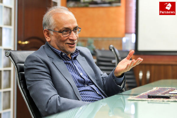 استاندار سابق کرمان : ما هواپیمایی ماهان تاسیس کردیم ،دوستان شما هم بانک رسالت هر دو افتخار کرمان است استاندار سابق کرمان : ما هواپیمایی ماهان تاسیس کردیم ،دوستان شما هم بانک رسالت هر دو افتخار کرمان است
