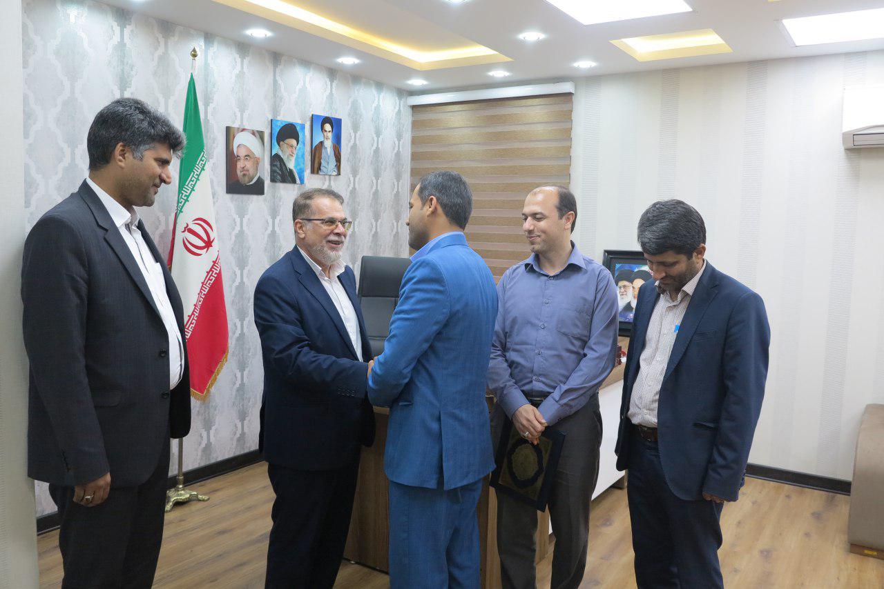 محمود عامری سیاهویی رئیس دانشگاه پیام نور ابوموسی شد محمود عامری سیاهویی رئیس دانشگاه پیام نور ابوموسی شد