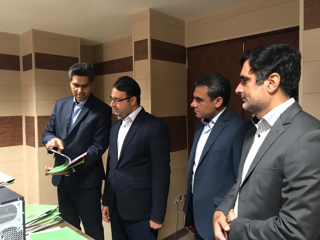 فرماندار شهرستان قشم : برنامه های تامین اجتماعی در راستای ارائه خدمات غیر حضوری قابل تحسین است. فرماندار شهرستان قشم : برنامه های تامین اجتماعی در راستای ارائه خدمات غیر حضوری قابل تحسین است.