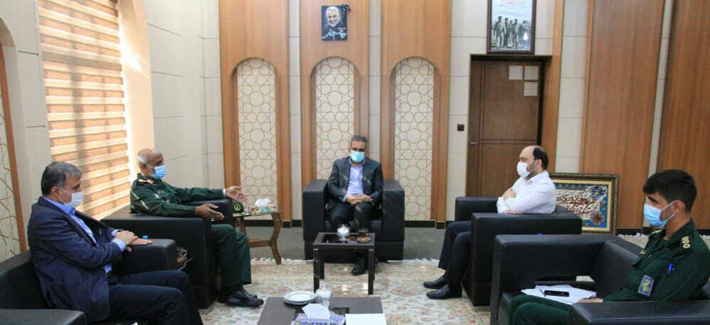 ????دیدار و گفتوگوی فرمانده قرارگاه منطقهای مدینه منوره نیروی زمینی سپاه پاسداران انقلاب اسلامی با استاندار هرمزگان ????دیدار و گفتوگوی فرمانده قرارگاه منطقهای مدینه منوره نیروی زمینی سپاه پاسداران انقلاب اسلامی با استاندار هرمزگان