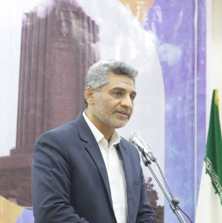 دشمن زبان،فرهنگ و هویت ایران اسلامی را نشانه رفته است دشمن زبان،فرهنگ و هویت ایران اسلامی را نشانه رفته است