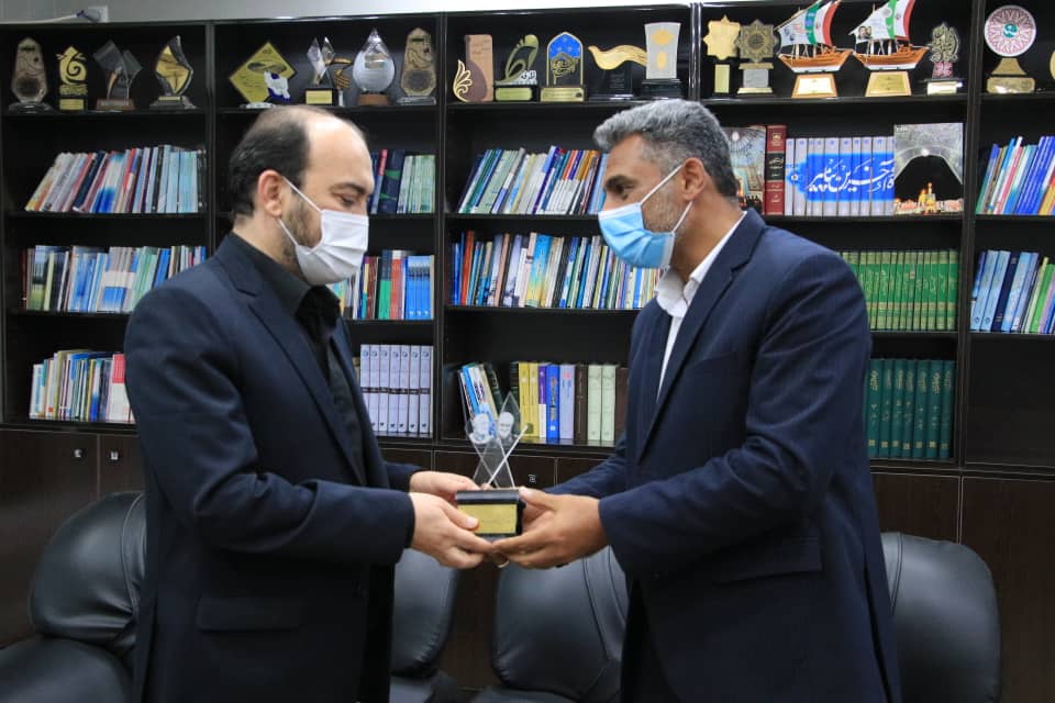 دیدار استاندار هرمزگان با اصحاب فرهنگ ،هنر ورسانه دیدار استاندار هرمزگان با اصحاب فرهنگ ،هنر ورسانه