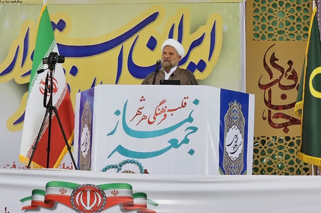 امام جمعه جیرفت:تجمع عظیم اربعین ضربه بزرگی به تبلیغات بی دین جلوه دادن جامعه بود امام جمعه جیرفت:تجمع عظیم اربعین ضربه بزرگی به تبلیغات بی دین جلوه دادن جامعه بود