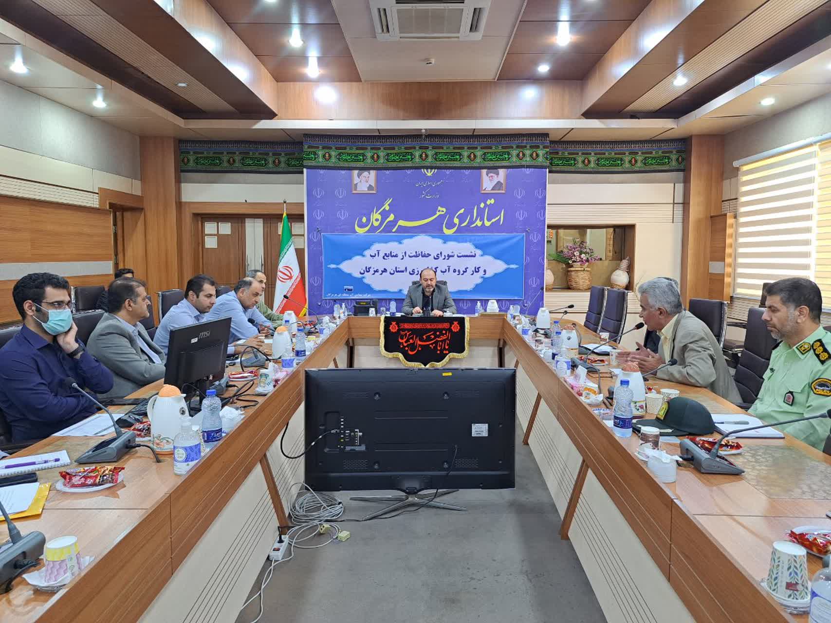 استاندار هرمزگان: کارگاه پردازش و انتقال پسماند جریره هرمز احداث میشود استاندار هرمزگان: کارگاه پردازش و انتقال پسماند جریره هرمز احداث میشود