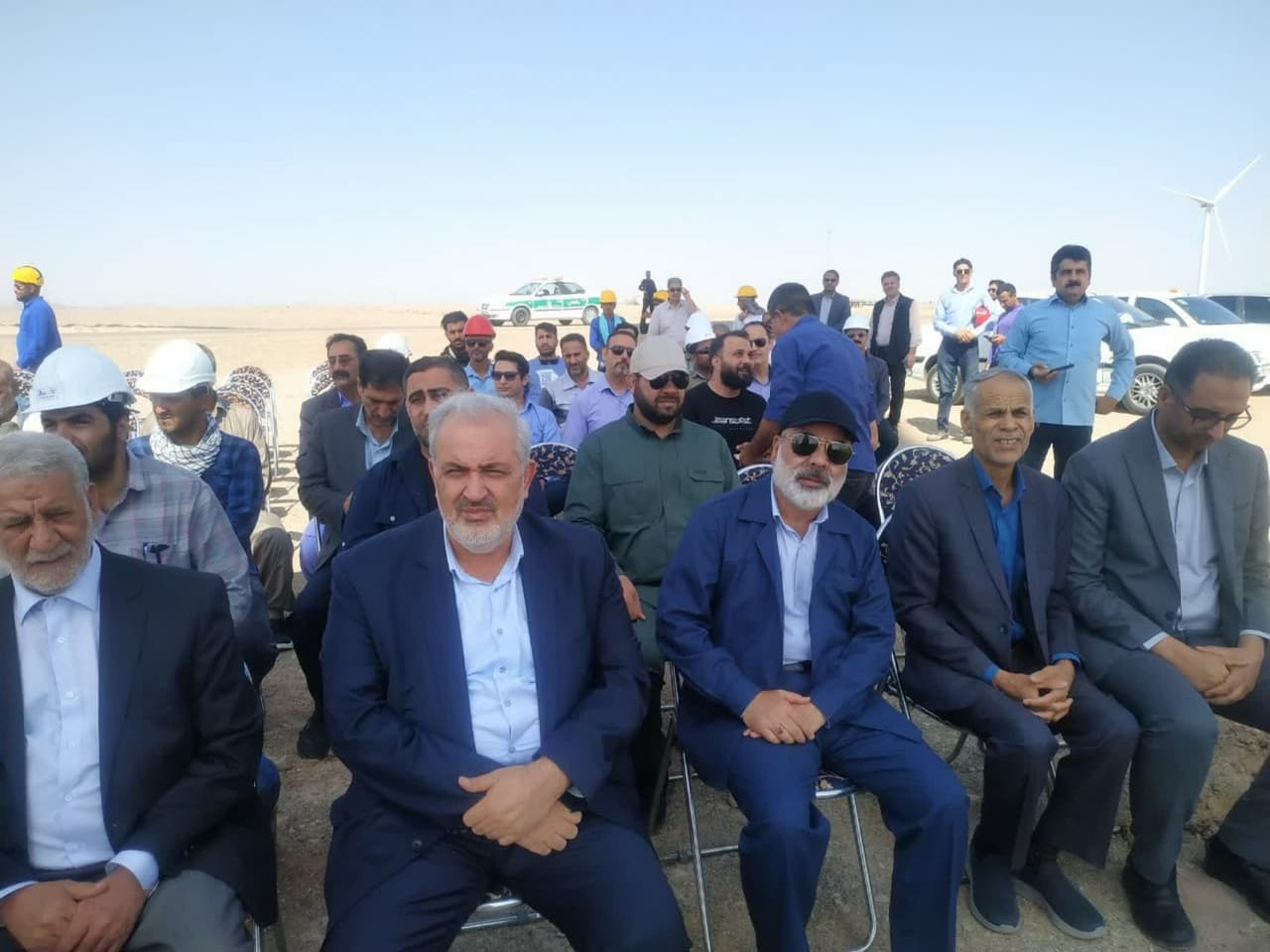 وزیر صمت: نیروگاه بادی میل نادر ثروت بزرگی برای منطقه سیستان است وزیر صمت: نیروگاه بادی میل نادر ثروت بزرگی برای منطقه سیستان است