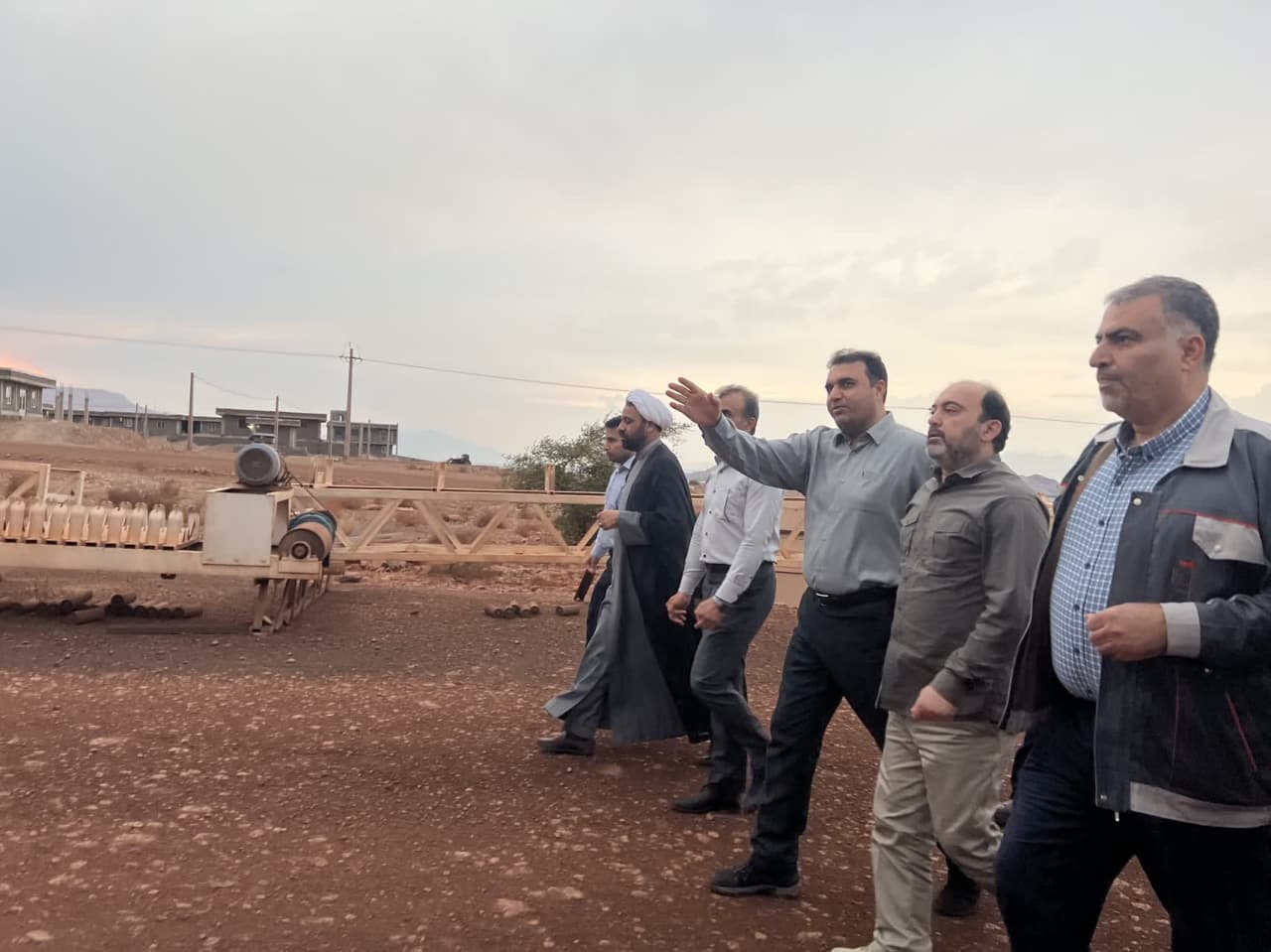 بازدید استاندار هرمزگان از معدن تنگهزاغ بازدید استاندار هرمزگان از معدن تنگهزاغ