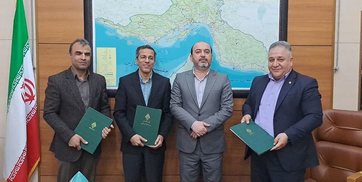 تفاهم نامه سه جانبه تامین منابع مالی جهت اعطای تسهیلات به جامعه کشاورزی هرمزگانی امضا شد تفاهم نامه سه جانبه تامین منابع مالی جهت اعطای تسهیلات به جامعه کشاورزی هرمزگانی امضا شد