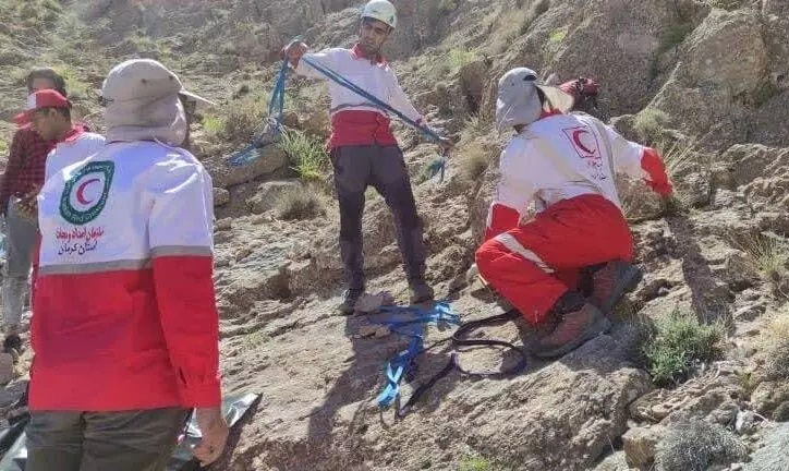 امدادرسانی به سه فرد مفقود در شهرستان رابُر