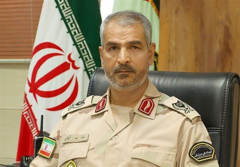 توقیف خودروی ترانزیتی حامل بار مواد مخدر توسط مرزداران سیستان توقیف خودروی ترانزیتی حامل بار مواد مخدر توسط مرزداران سیستان