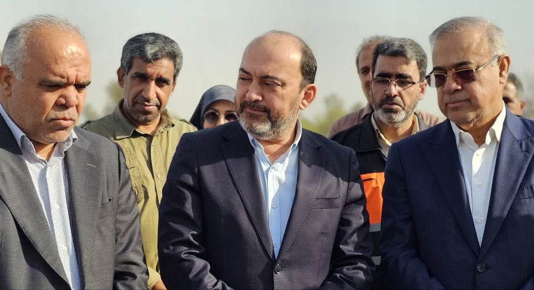 آغاز عملیات اجرایی تعریض و بهسازی قطعه اول محور تازیان بندرعباس