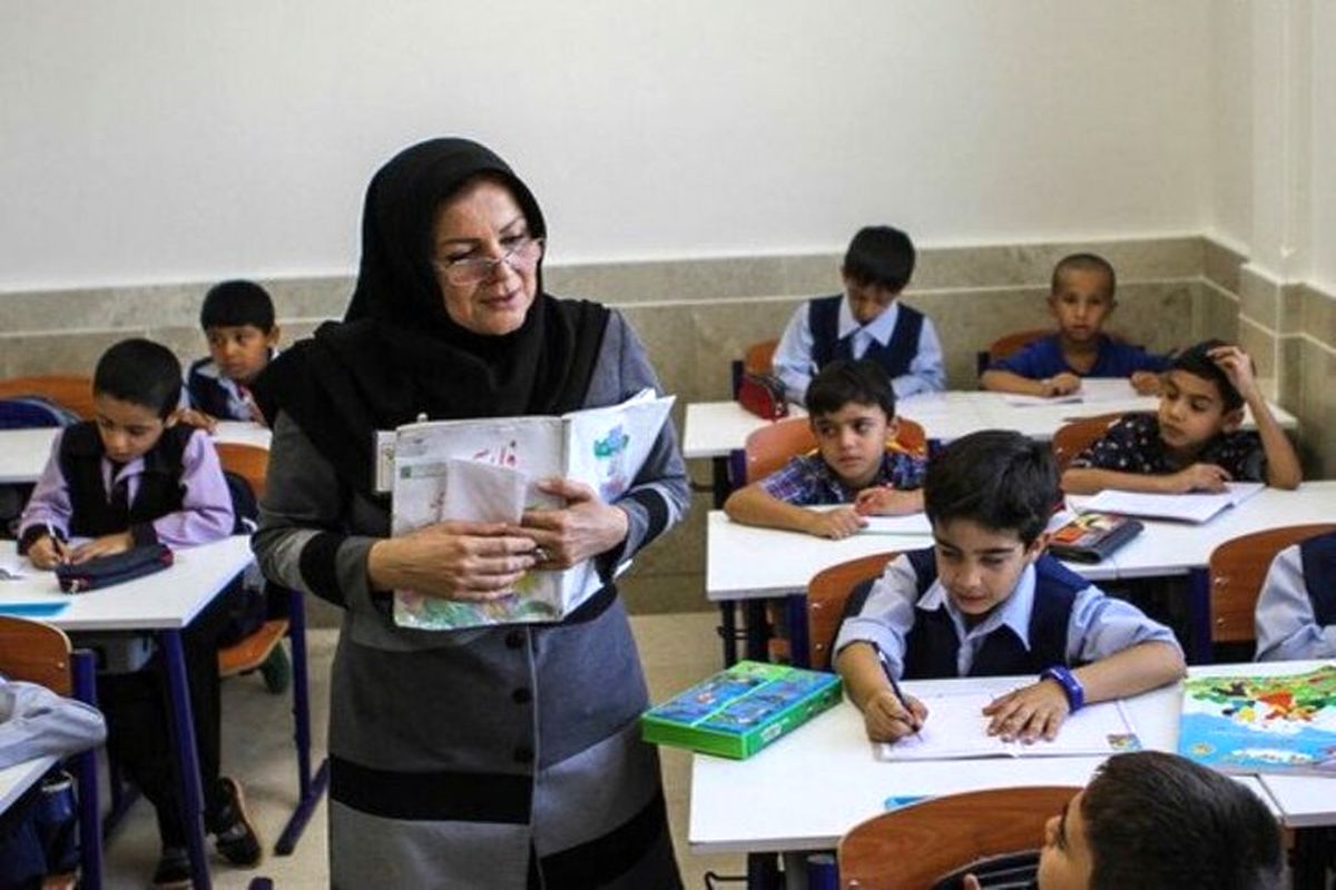 آغاز ثبت نام آزمون استخدامی جذب ۳۰۰ معلم برای بشاگرد و جزایر استان هرمزگان آغاز ثبت نام آزمون استخدامی جذب ۳۰۰ معلم برای بشاگرد و جزایر استان هرمزگان