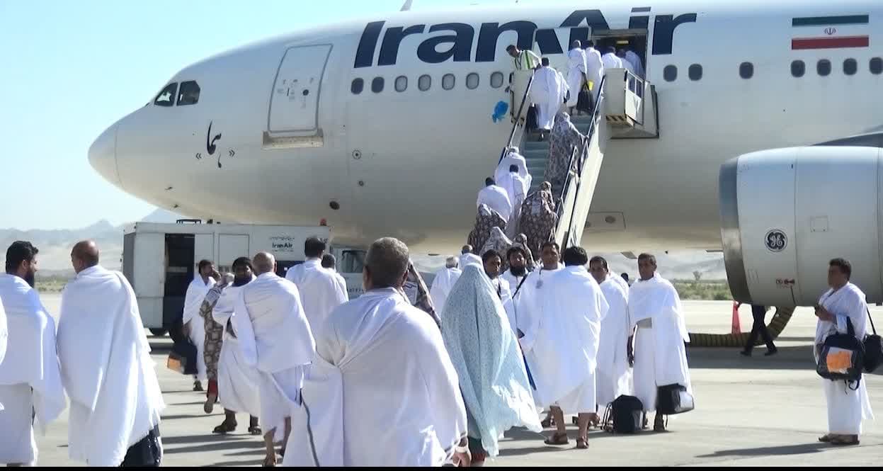 اعزام زائرین حج تمتع سیستان و بلوچستان از فرودگاه کنارک اعزام زائرین حج تمتع سیستان و بلوچستان از فرودگاه کنارک
