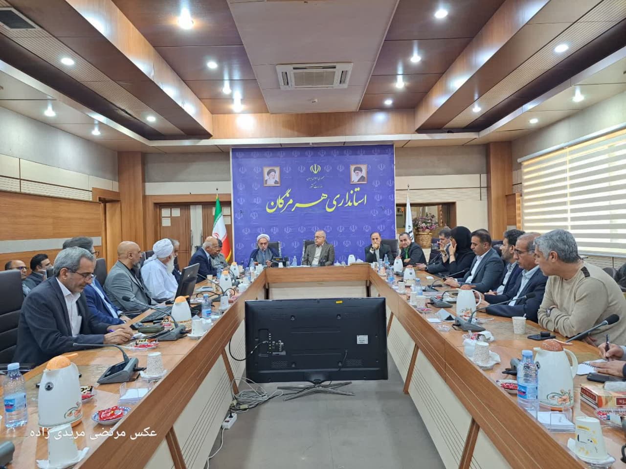 استاندار هرمزگان: از قابلیت بانوان و جوانان برای اداره استان استفاده خواهیم کرد استاندار هرمزگان: از قابلیت بانوان و جوانان برای اداره استان استفاده خواهیم کرد