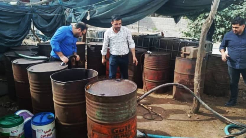 کشف و انهدام انبار بزرگ سوخت قاچاق در بندر خمیر کشف و انهدام انبار بزرگ سوخت قاچاق در بندر خمیر