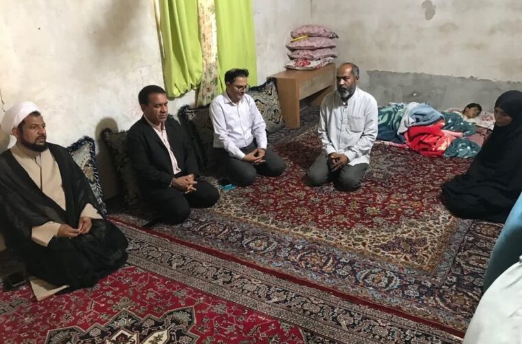 دیدار و تجلیل از خانواده شهید دانش‌آموز مدرسه شجره طیبه میناب