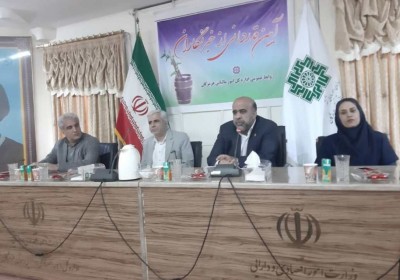 مدیر کل مالیات ودارایی استان هرمزگان از خبرنگاران تجلیل کرد