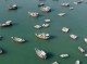 نخستین گواهینامه ثبت قایق‌های صیادی بدون هویت ۲ زمانه در چابهار صادر شد