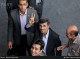 احمدی نژاد در نماز عید کنار چه کسی نشسته است